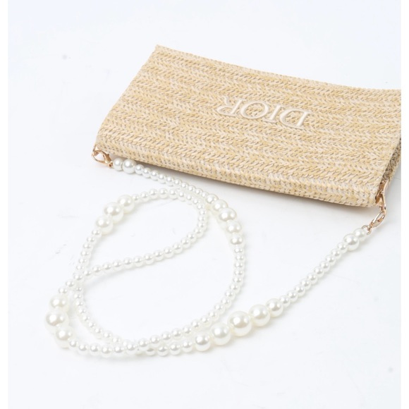 NEW CHRISTIAN DIOR POUCH - Picture 10 of 13